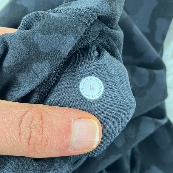 Lululemon Align Pant II 25" Formation Camo Deep Coal Multi - Picture 5 of 6